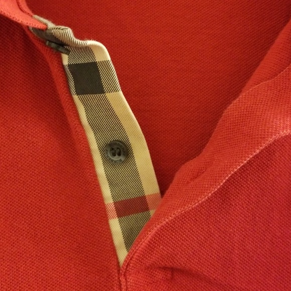 Red Burberry polo - Picture 4 of 6